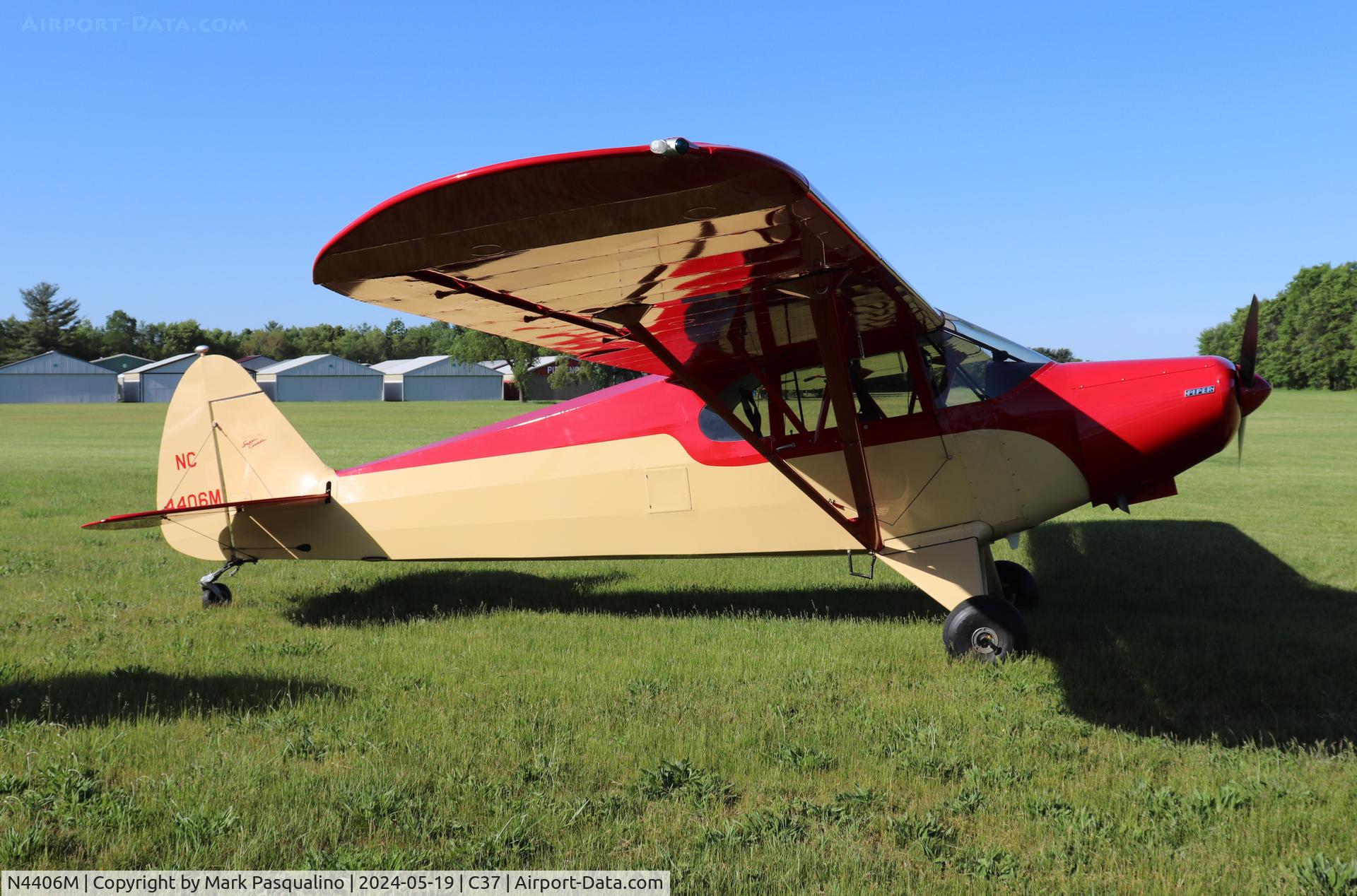N4406M, 1947 Piper PA-12 Super Cruiser C/N 12-3358, Piper PA-12