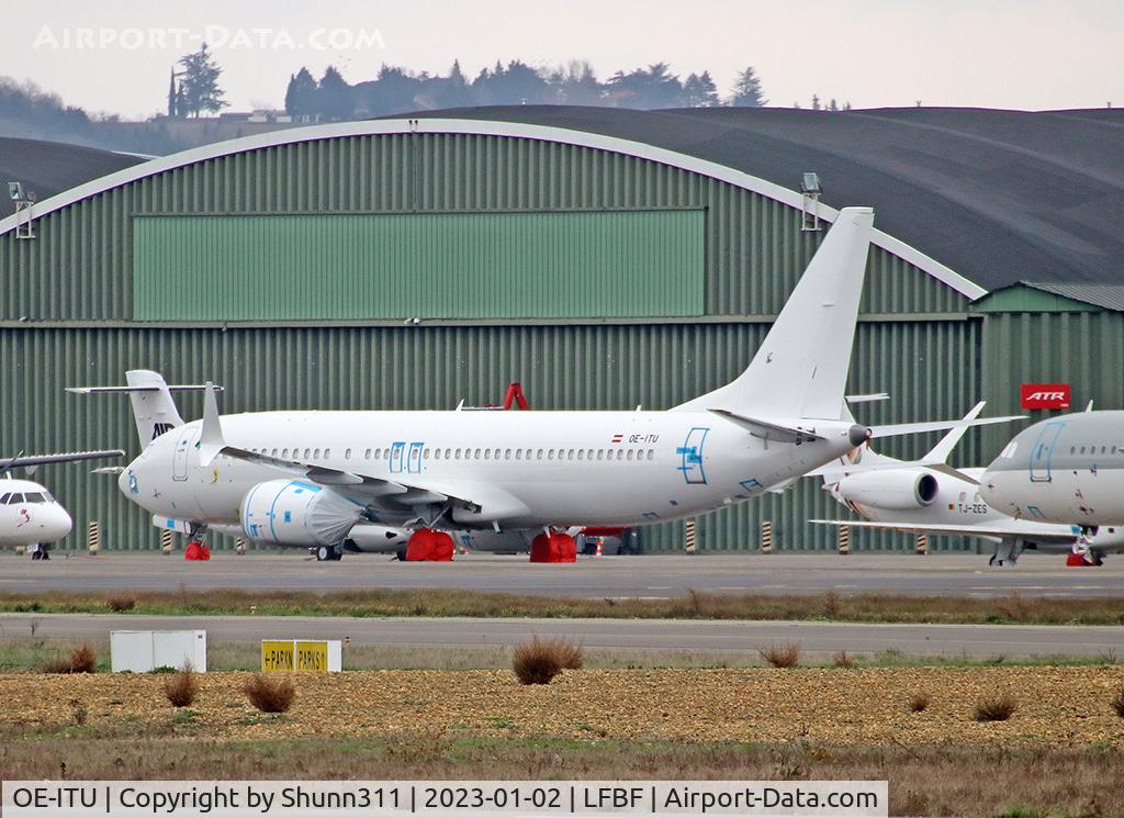 OE-ITU, 2019 Boeing 727-8 MAX C/N 43921, Stored @LFBF in all white c/s without titles... Jet Airways, Blue Air & Spice Jet ntu... For Hainan Airlines