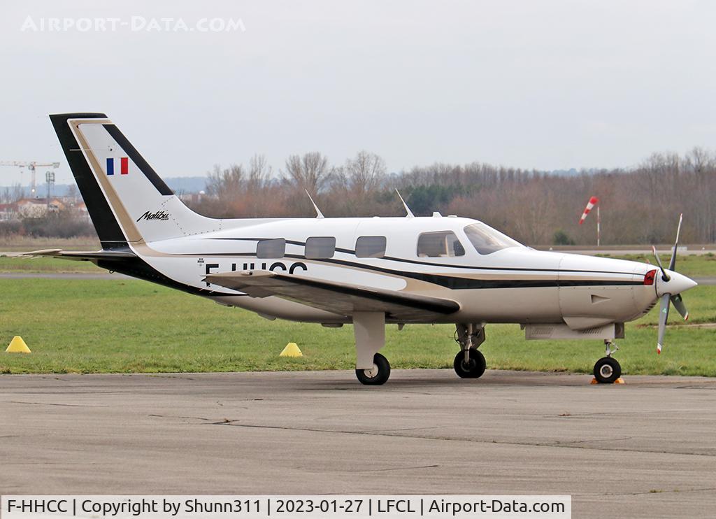 F-HHCC, 1986 Piper PA-46-310P Malibu Malibu C/N 46-8608030, Parked...