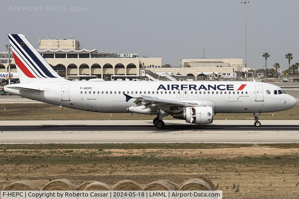 F-HEPC, 2010 Airbus A320-214 C/N 4267, Runway 13