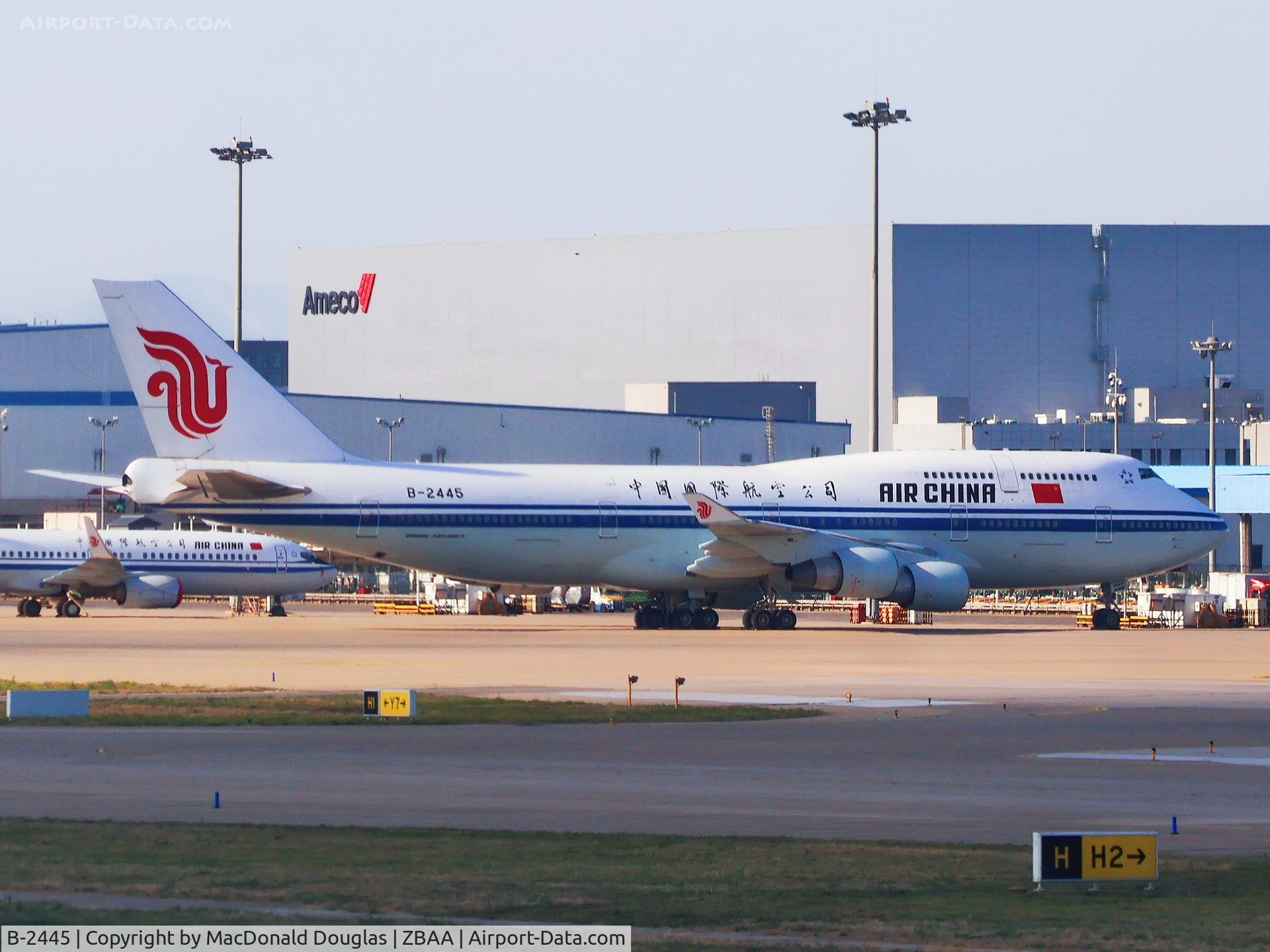 B-2445, Boeing 747-4J6 C/N 25882, PEK/ZBAA