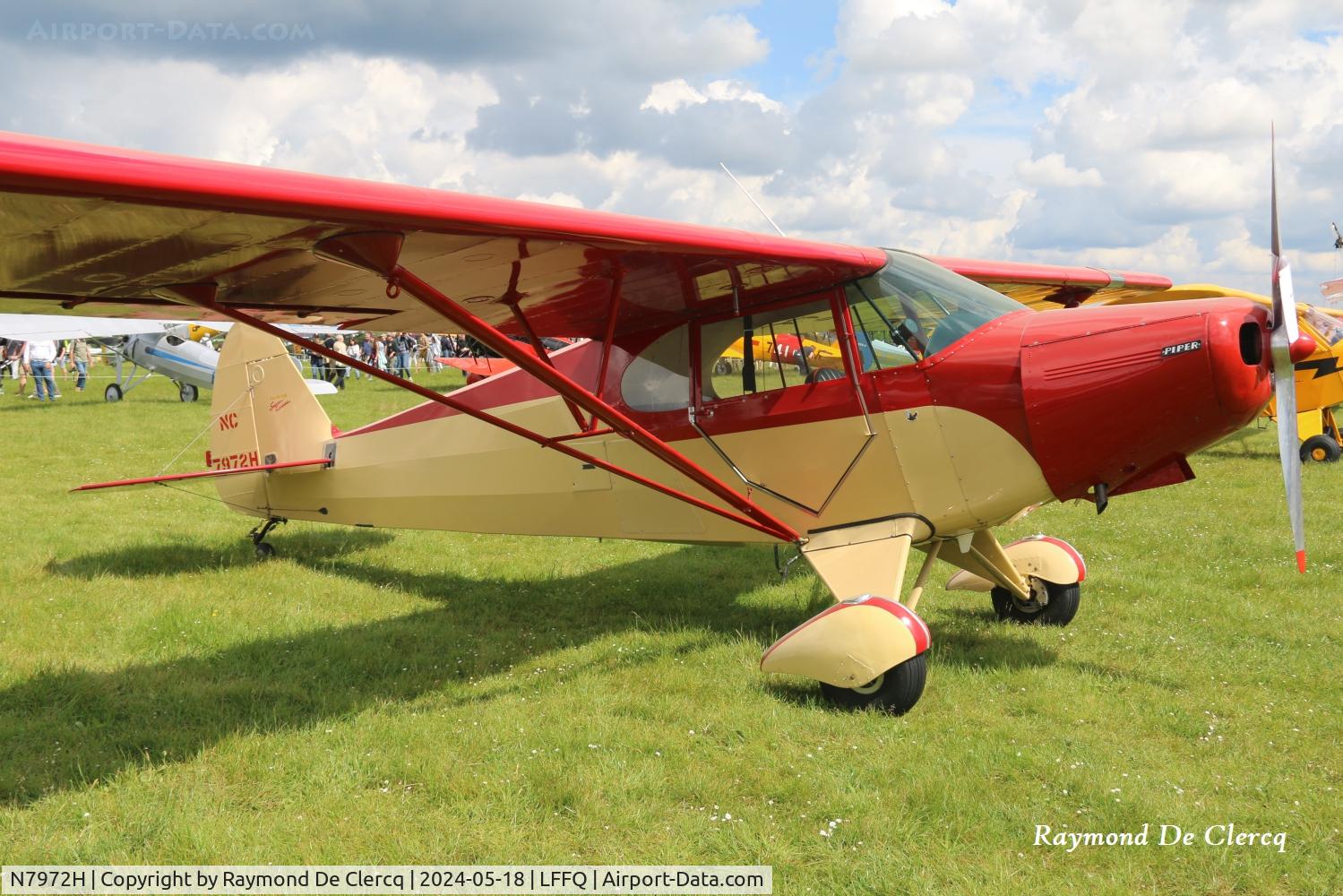 N7972H, 1946 Piper PA-12 Super Cruiser C/N 12-875, N7972H at La Ferté-Alais.