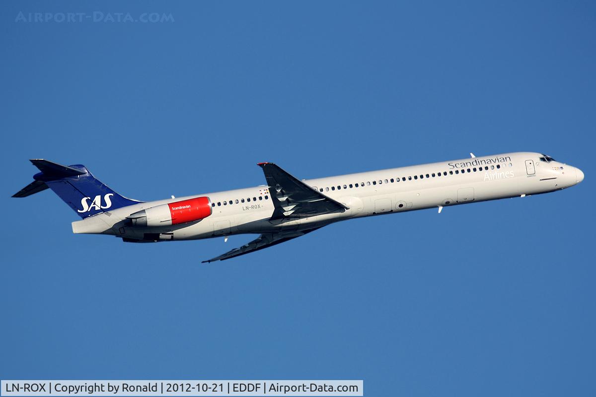 LN-ROX, 1988 McDonnell Douglas MD-82 (DC-9-82) C/N 49603, at eddf