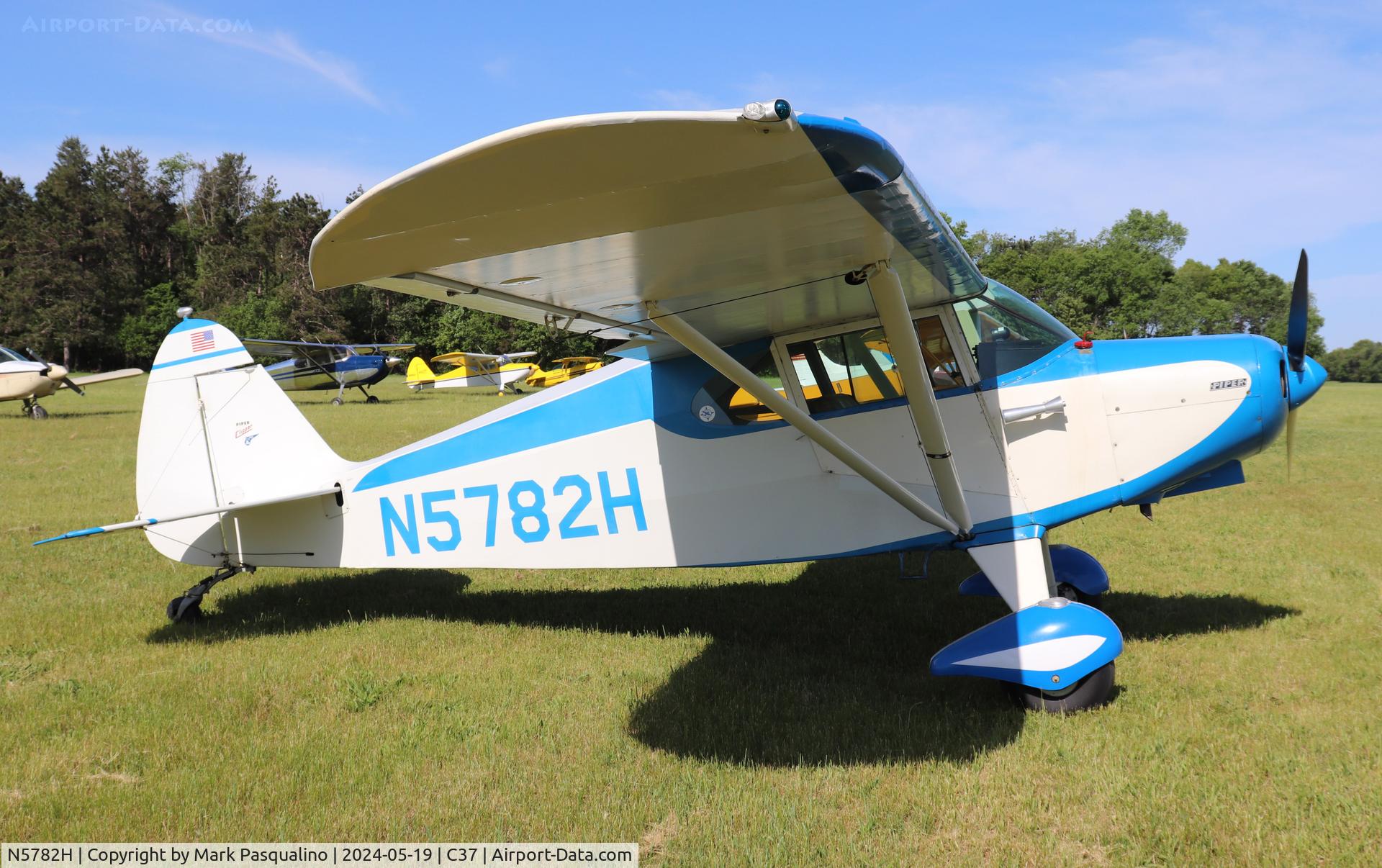 N5782H, 1949 Piper PA-16 Clipper C/N 16-397, Piper PA-16