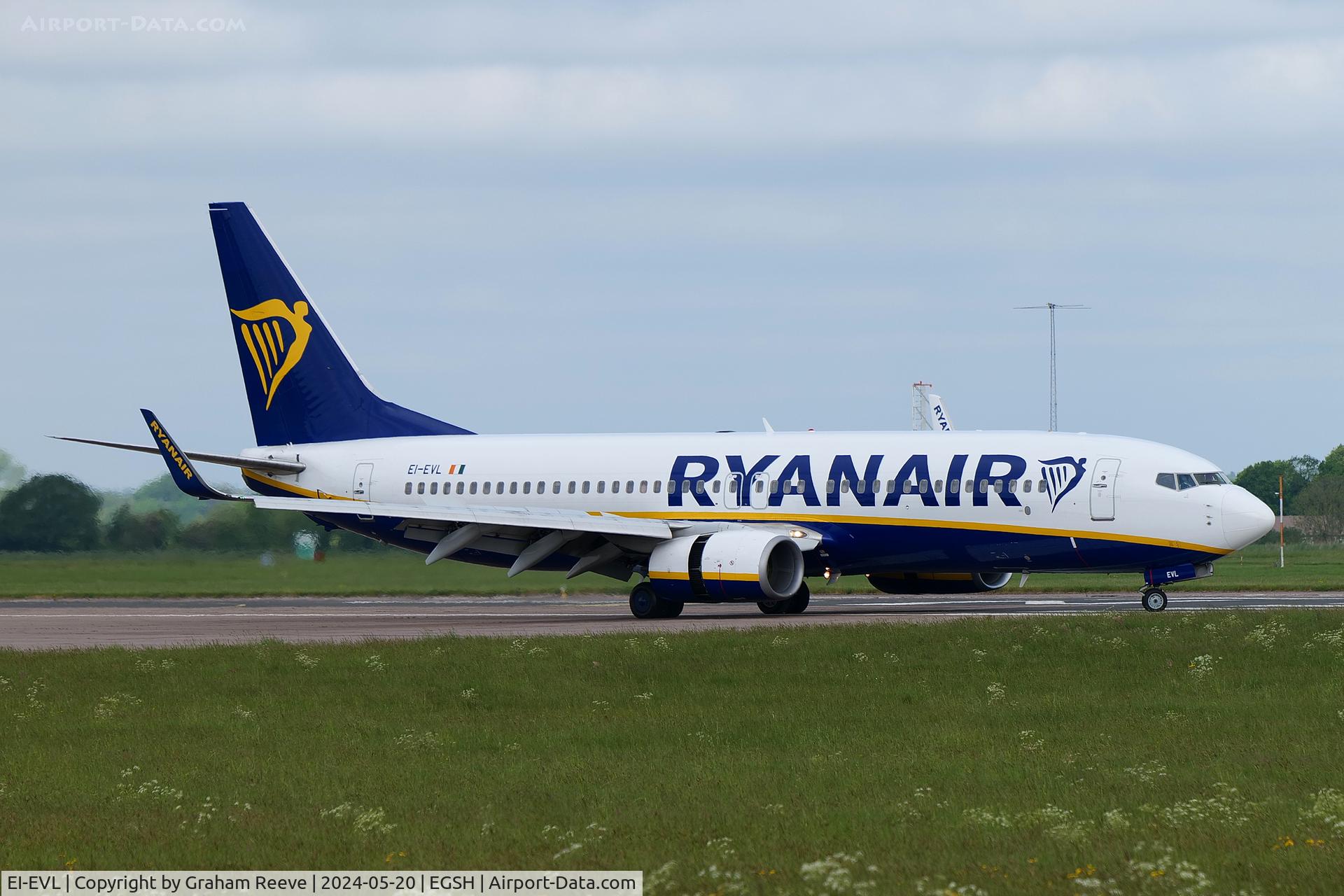 EI-EVL, 2012 Boeing 737-8AS C/N 40299, Just landed at Norwich.