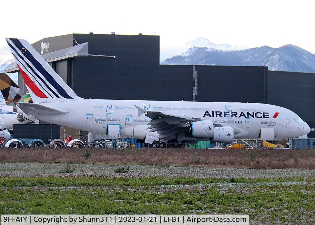9H-AIY, 2010 Airbus A380-861 C/N 052, Stored... To be scrapped...