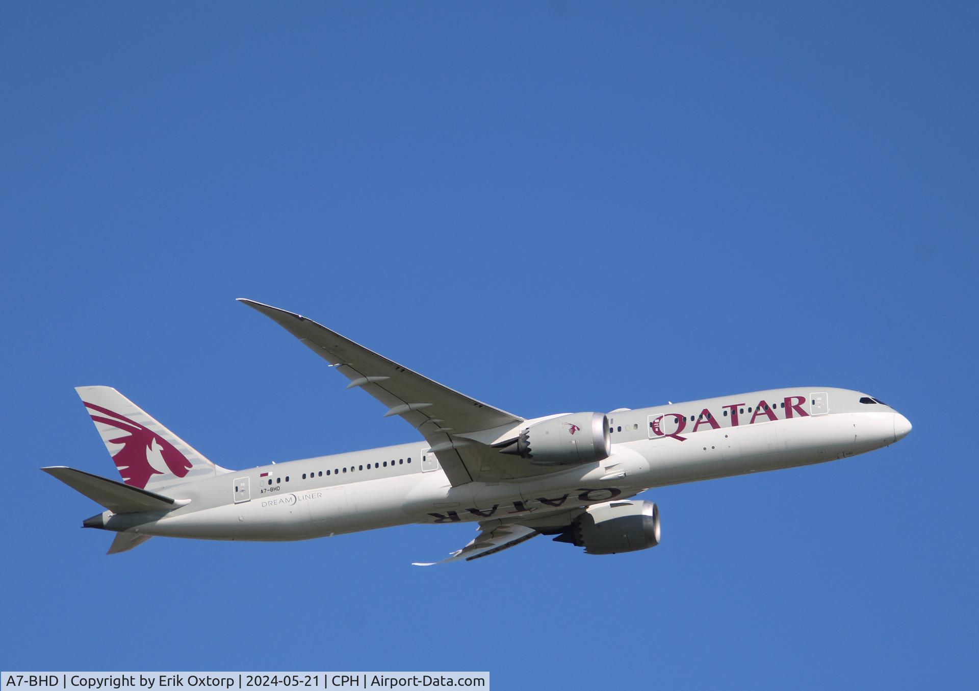 A7-BHD, 2019 Boeing 787-9 Dreamliner Dreamliner C/N 64216, A7-BHD takeoff rw 04R