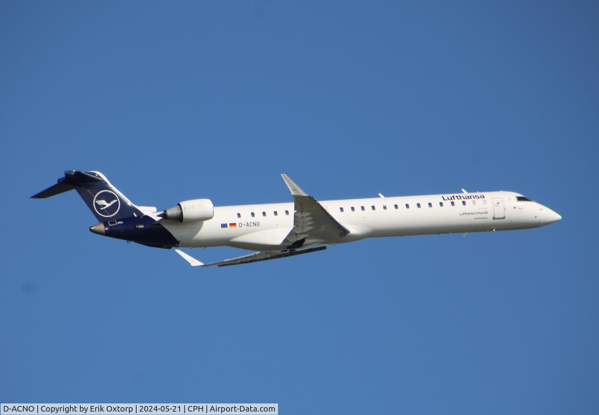 D-ACNO, 2010 Bombardier CRJ-900 NG (CL-600-2D24) C/N 15255, D-ACNO takeoff rw 04R