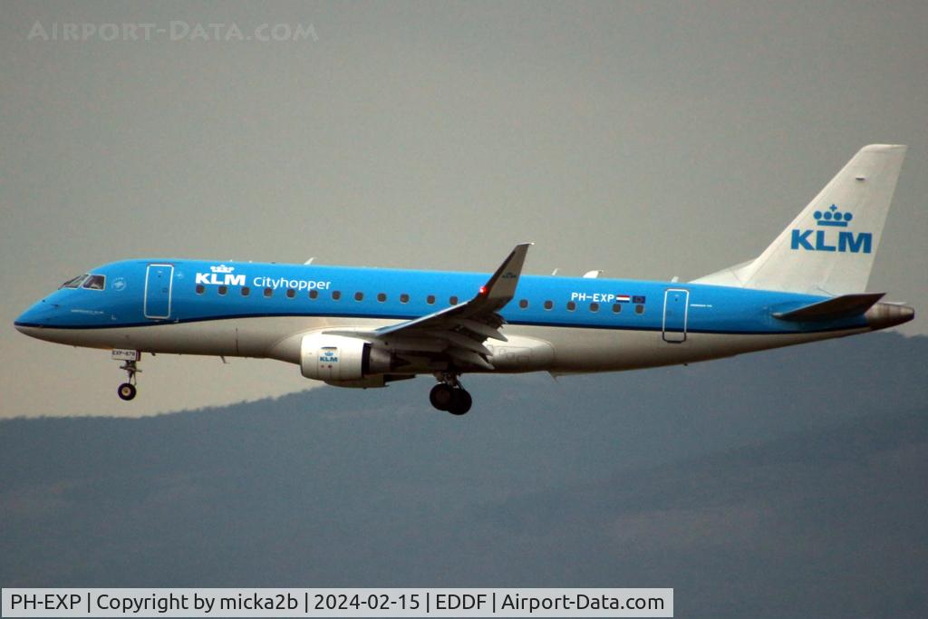 PH-EXP, 2017 Embraer 175LR (ERJ-170-200LR) C/N 17000678, Landing