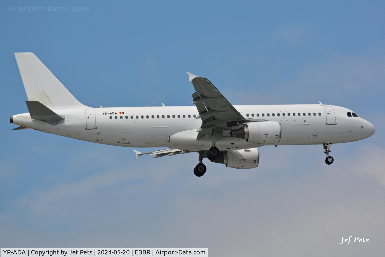 YR-ADA, 2007 Airbus A320-214 C/N 3218, Landing at Brussels Airport.