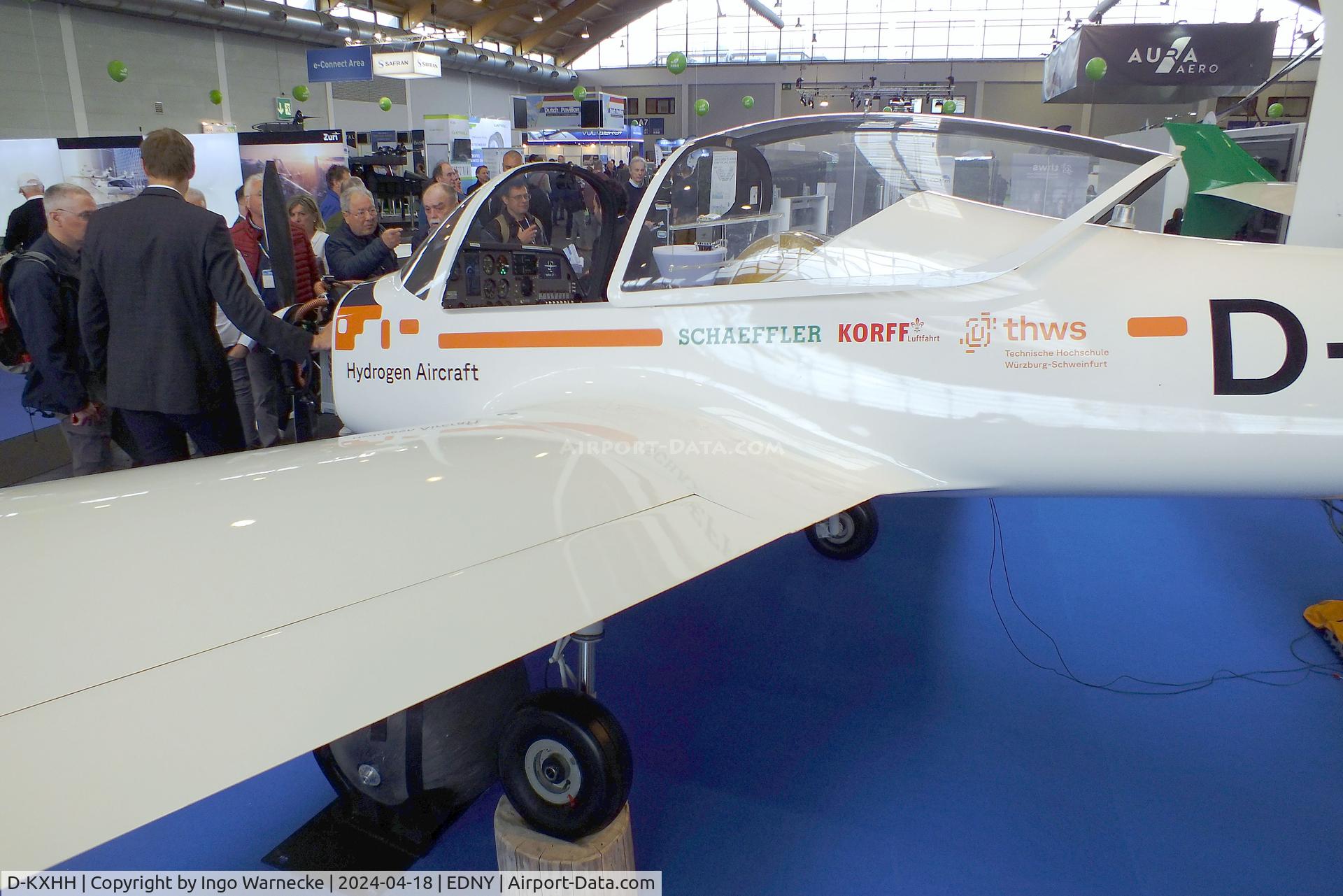 D-KXHH, Valentin / THWS Taifun 17 H2 C/N not found_D-KXHH, Valentin / THWS (Technical University of Applied Sciences Würzburg-Schweinfurt) Taifun 17 H2 with electric motor powered by fuel cell at the AERO 2024, Friedrichshafen