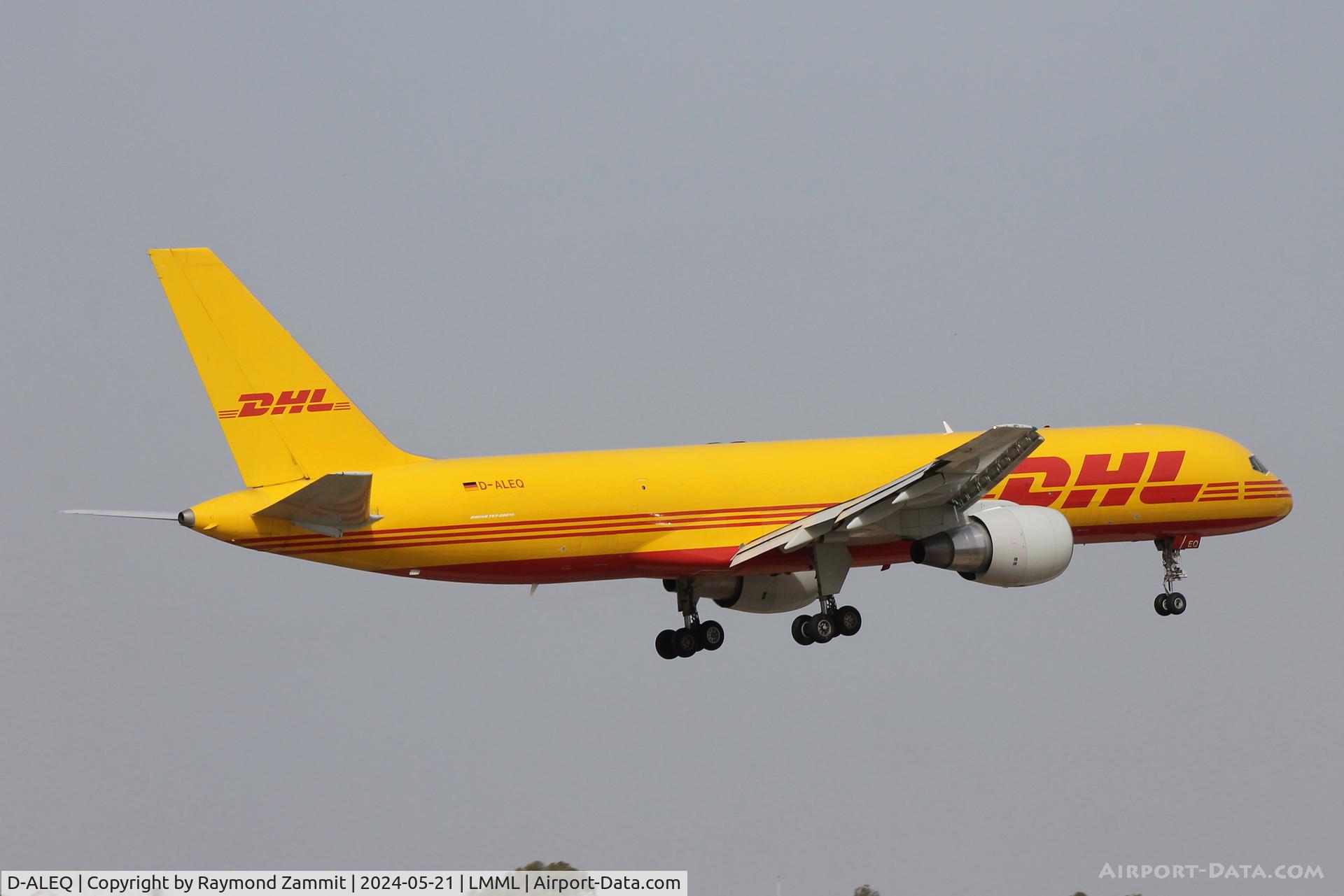 D-ALEQ, 1995 Boeing 757-2Q8/PCF C/N 26332, B757 D-ALEQ DHL