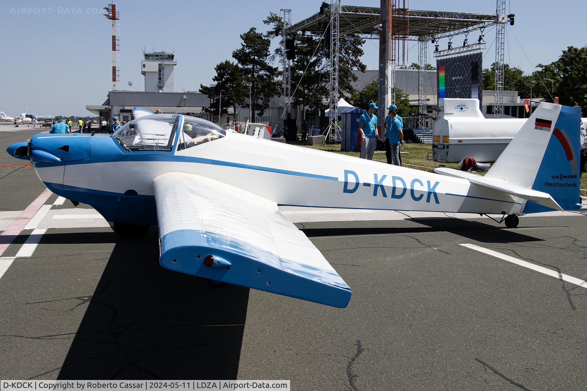 D-KDCK, Scheibe SF.25C C/N 44243, AirVG 24