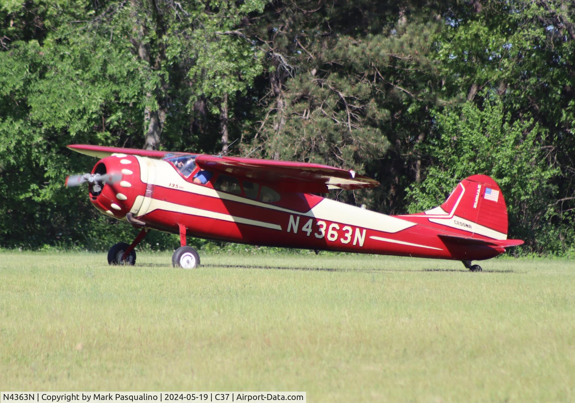 N4363N, 1947 Cessna 195A C/N 7043, Cessna 195A