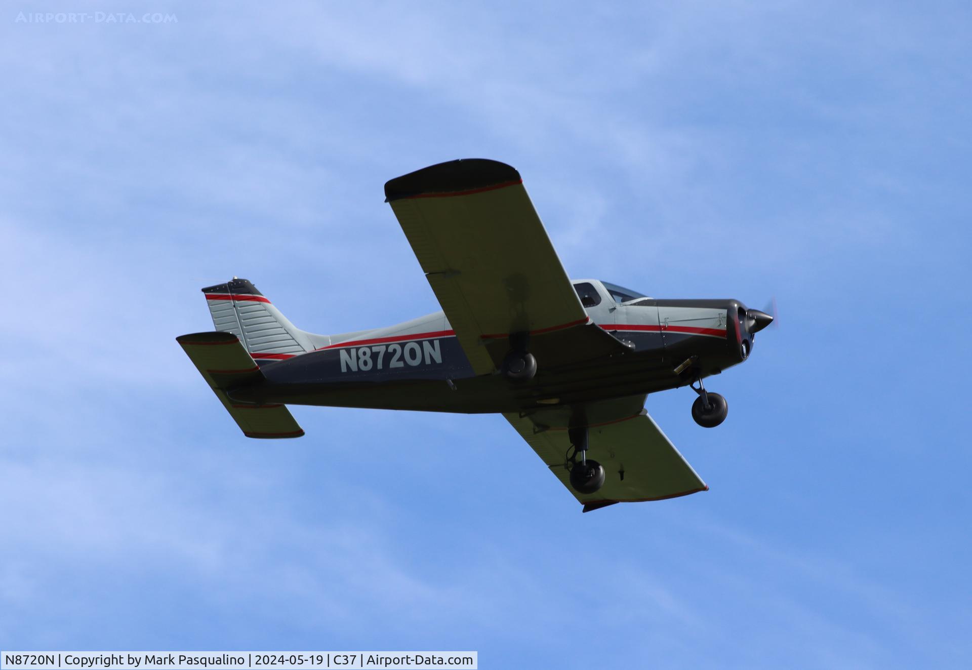 N8720N, 1969 Piper PA-28-140 C/N 28-25532, Piper PA-28-140