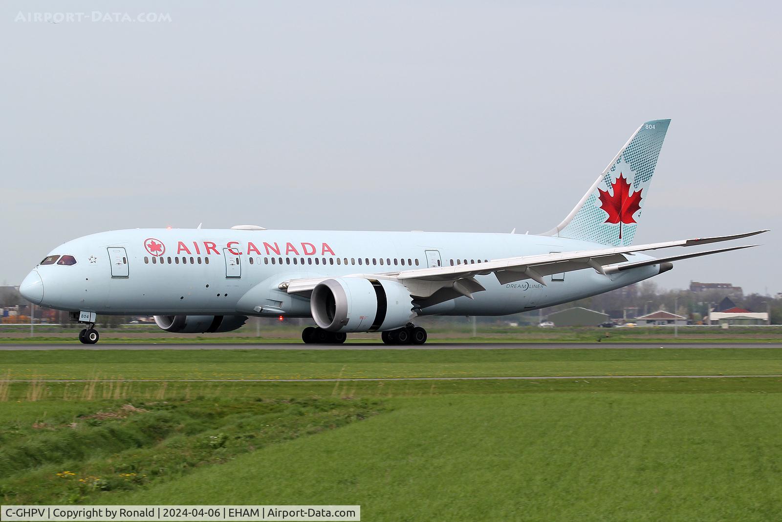 C-GHPV, 2014 Boeing 787-8 Dreamliner C/N 35260, at spl