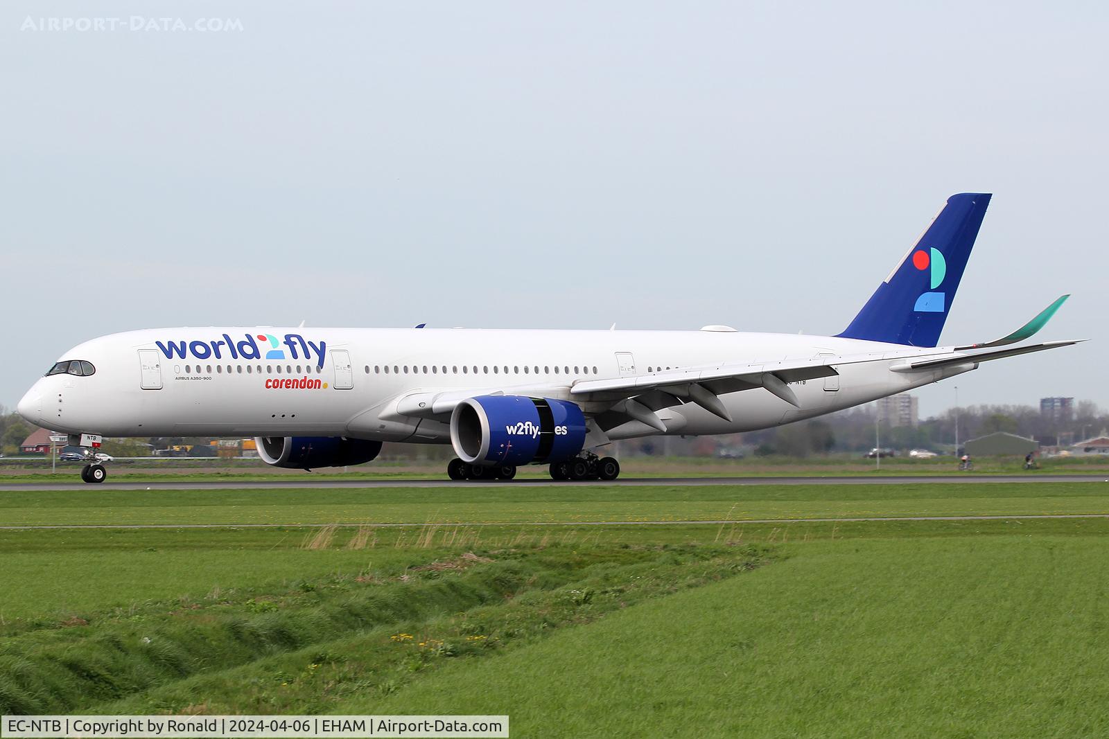 EC-NTB, 2022 Airbus A350-941 C/N 559, at spl