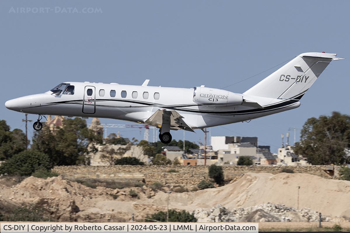 CS-DIY, 2007 Cessna 525B CitationJet CJ3 C/N 525B-0146, Runway 31