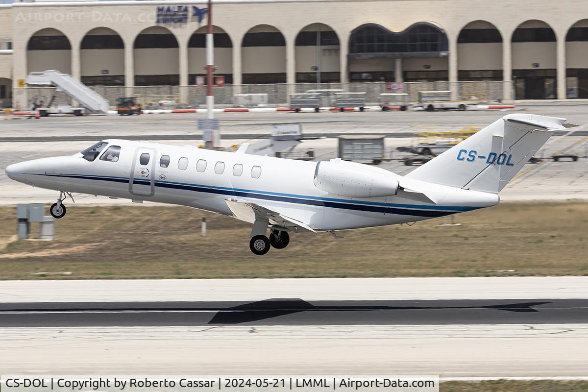 CS-DOL, 2009 Cessna 525B CitationJet CJ3 C/N 525B-0330, Runway 31