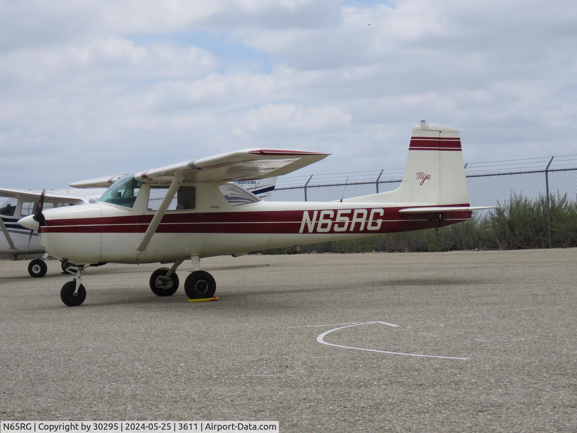 N65RG, 1965 Cessna 150E C/N 15061365, Parked