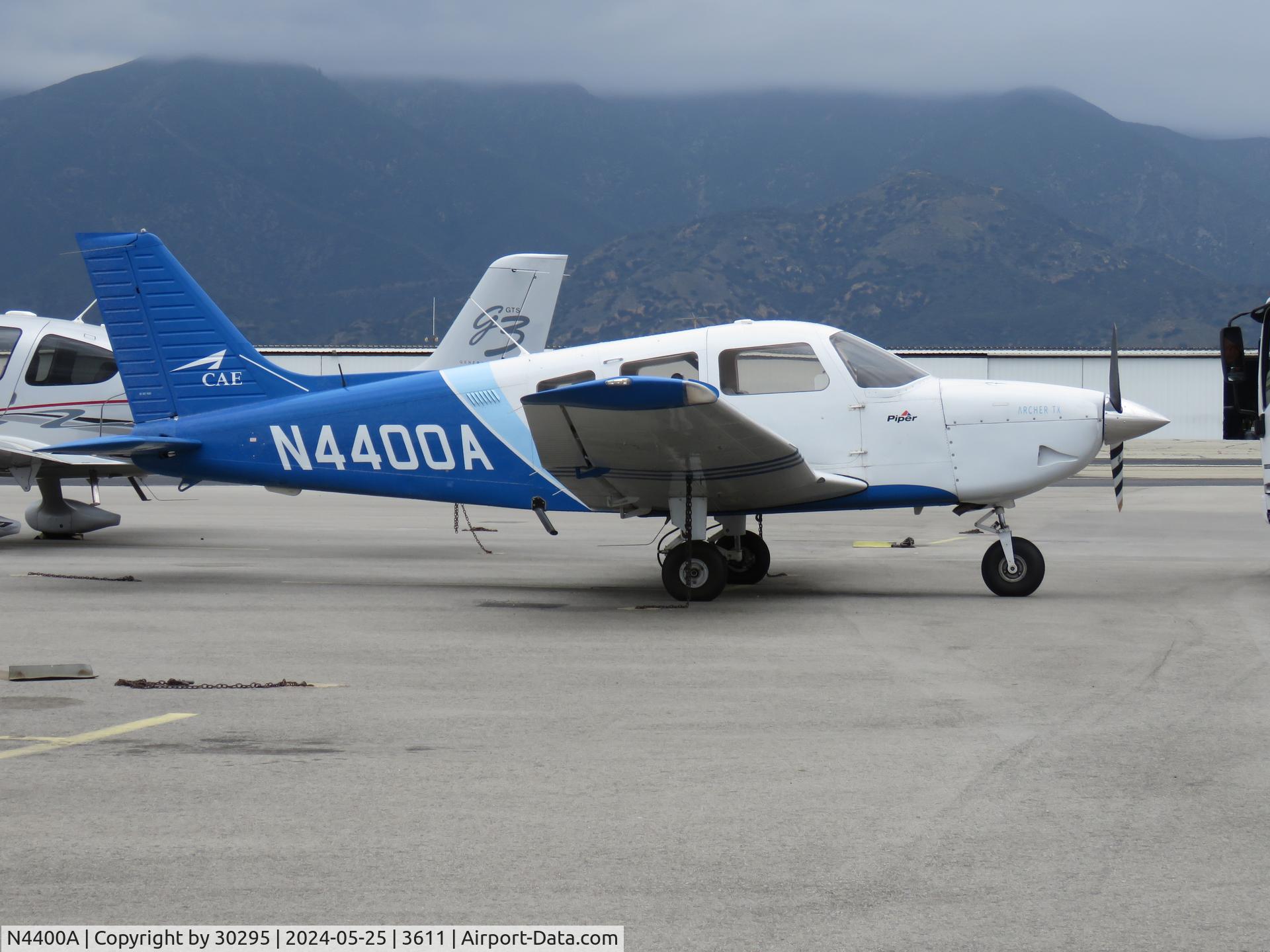 N4400A, 1956 Piper PA-22-150 C/N 22-3727, Parked