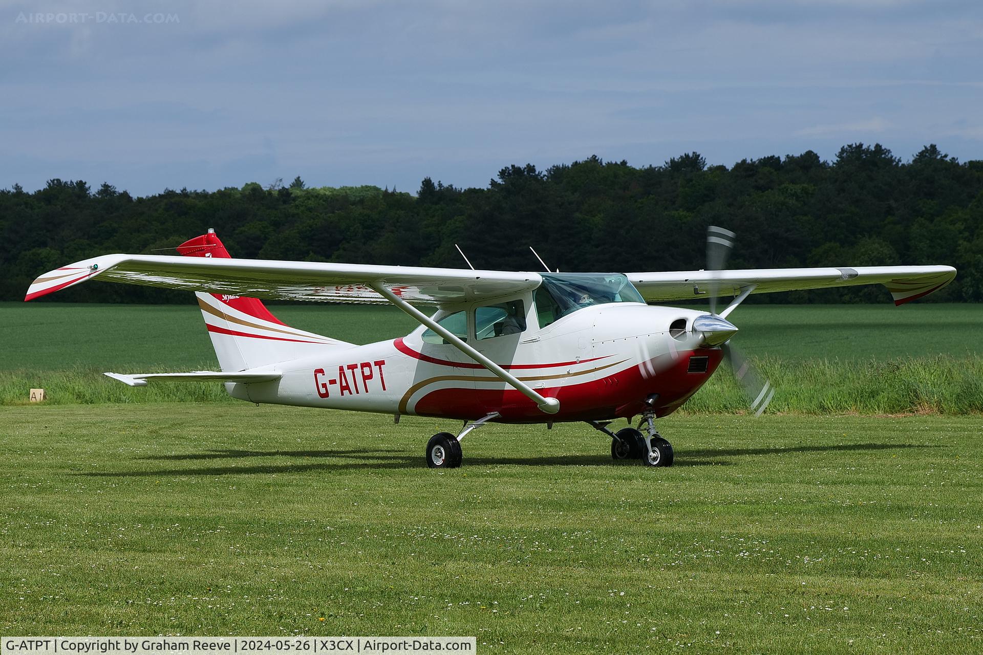 G-ATPT, 1966 Cessna 182J Skylane C/N 182-57056, Just landed at Northrepps.