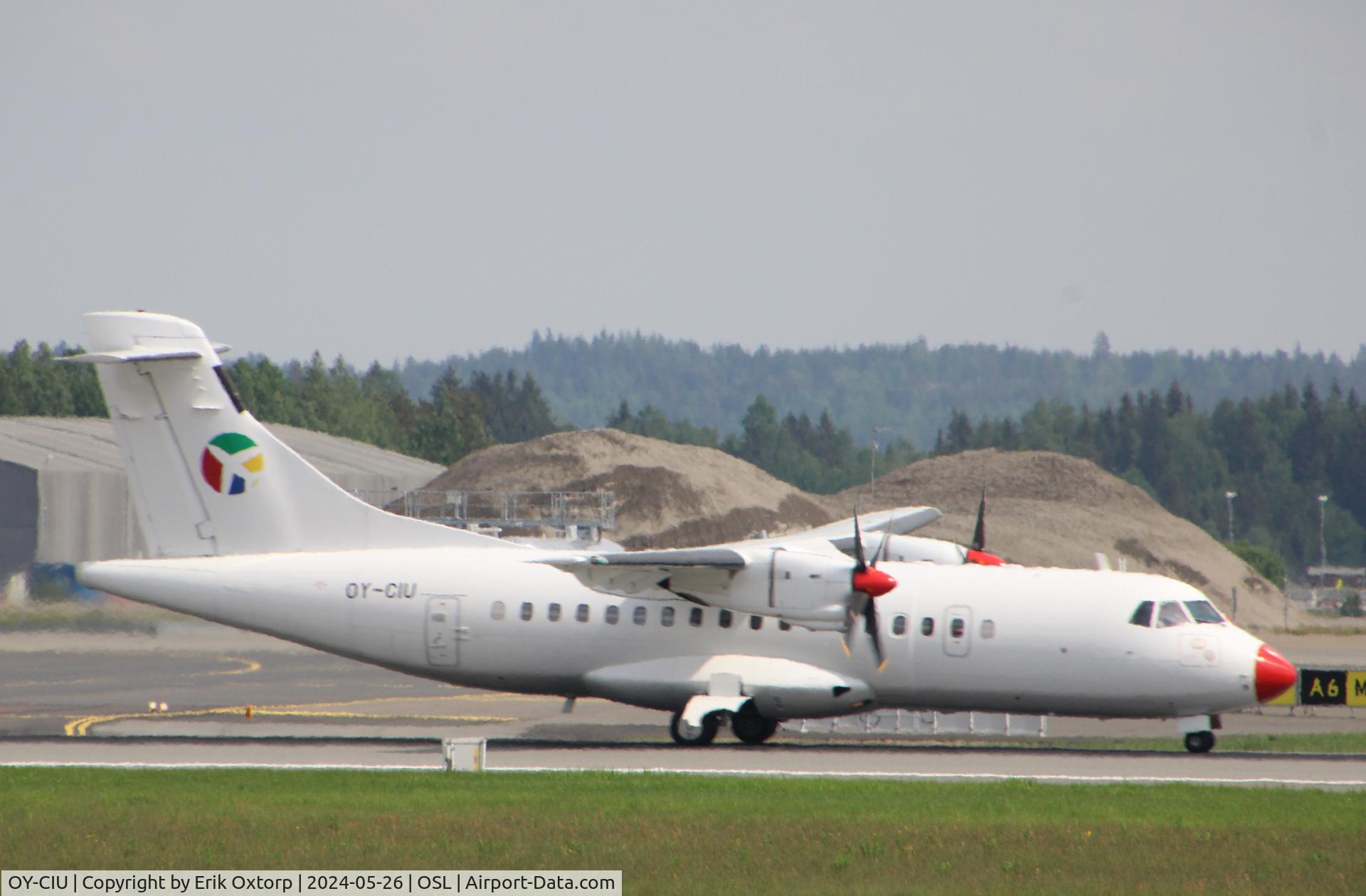 OY-CIU, 1988 ATR 42-312 C/N 112, OY-CIU i OSL