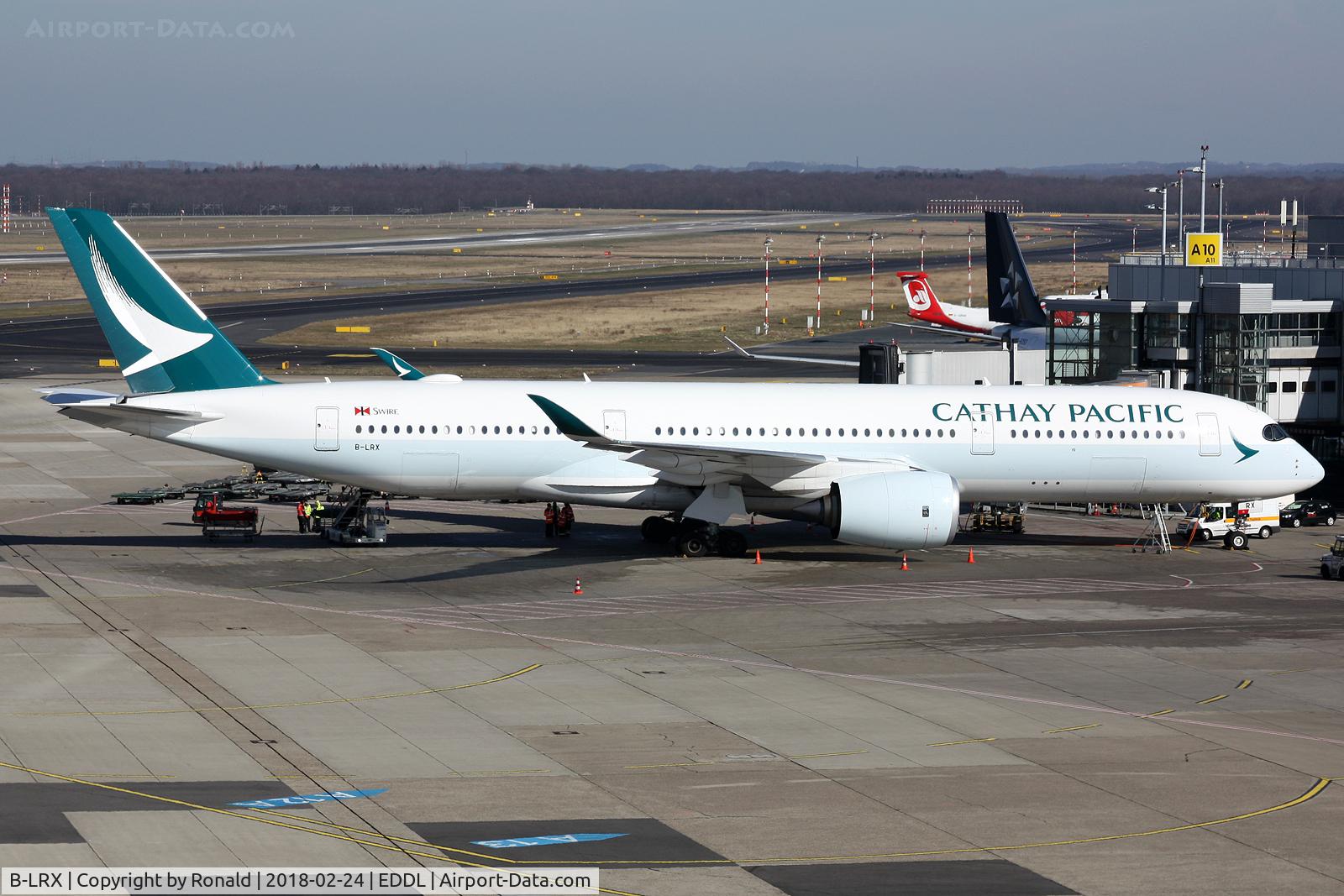 B-LRX, 2017 Airbus A350-941 C/N 155, at dus
