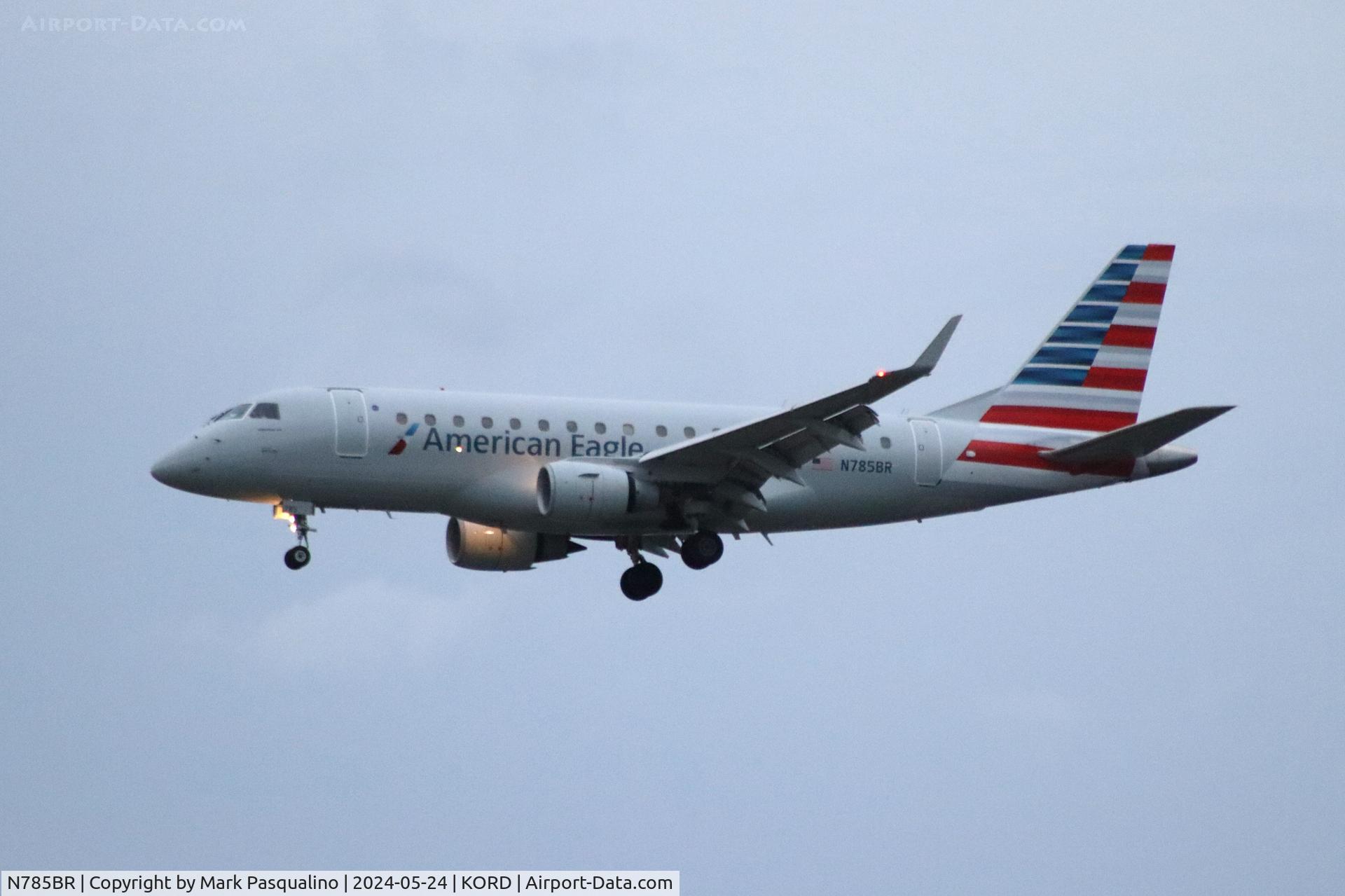 N785BR, 2004 Embraer 170SE (ERJ-170-100SE) C/N 17000056, ERJ-170-100SE