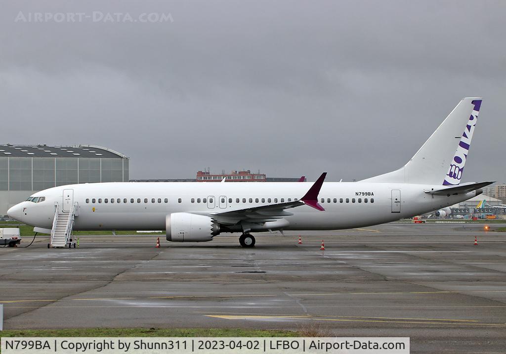N799BA, 2019 Boeing 737-8 MAX C/N 44305, Parked at the General Aviation area... Bonza ntu... Ferried to LFBF