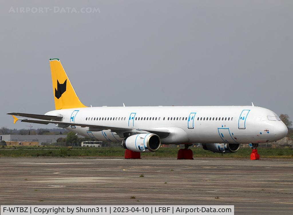 F-WTBZ, 2010 Airbus A321-231 C/N 4530, C/n 4530 - Stored at LFBF wiithout registration... Ex A7-AID... Yamato Transport partial c/s