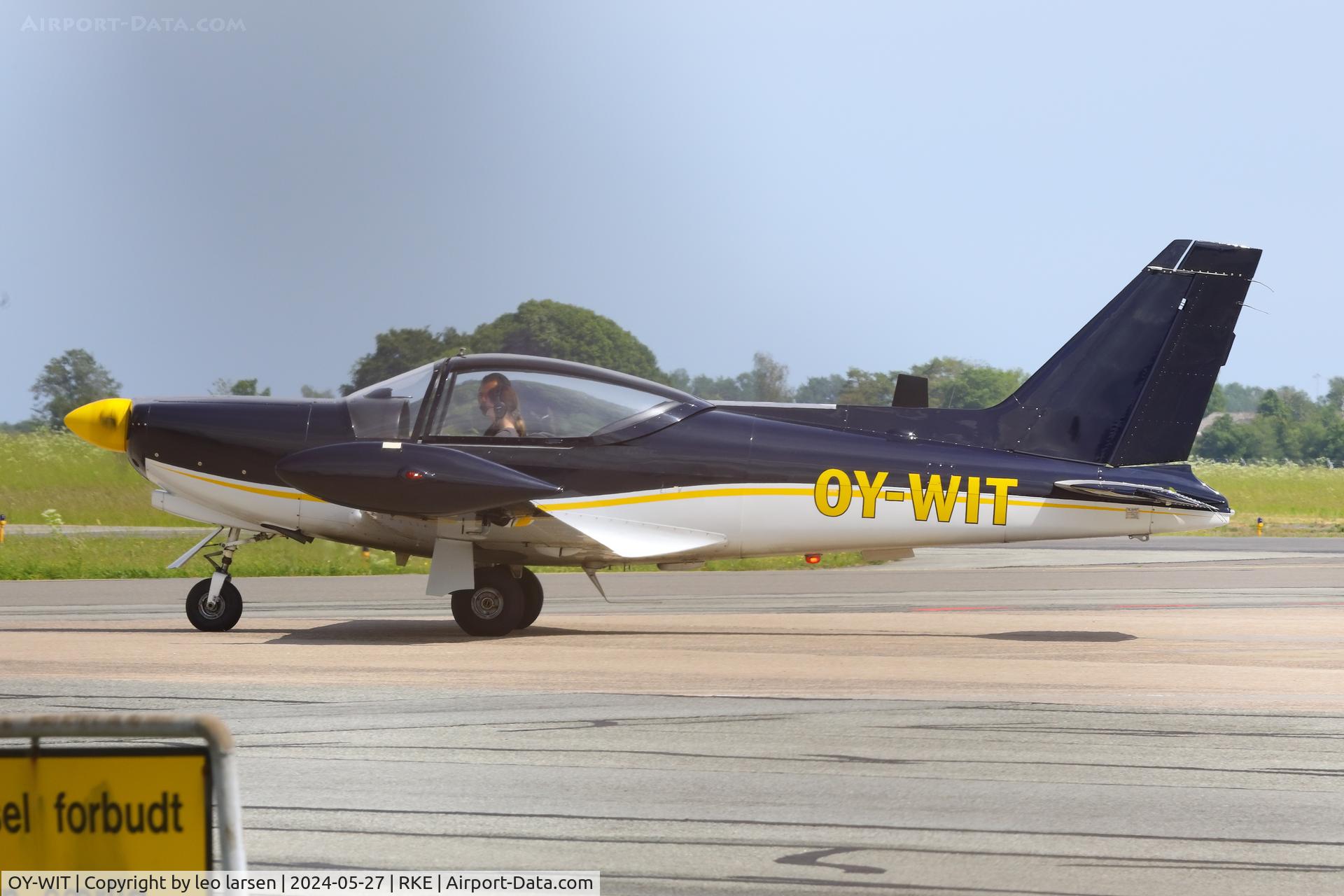 OY-WIT, 1978 SIAI Machetti SF.260 WR C/N 440, Roskilde 27.5.2024
