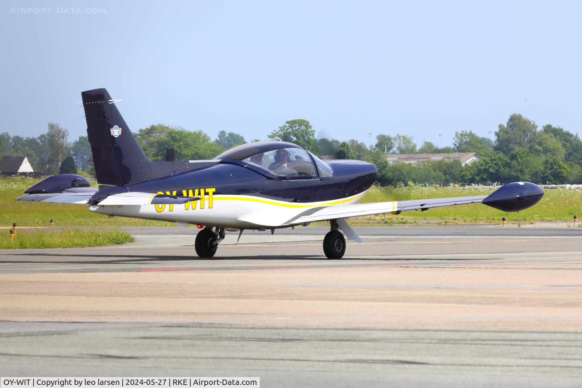 OY-WIT, 1978 SIAI Machetti SF.260 WR C/N 440, Roskilde 27.5.2024
