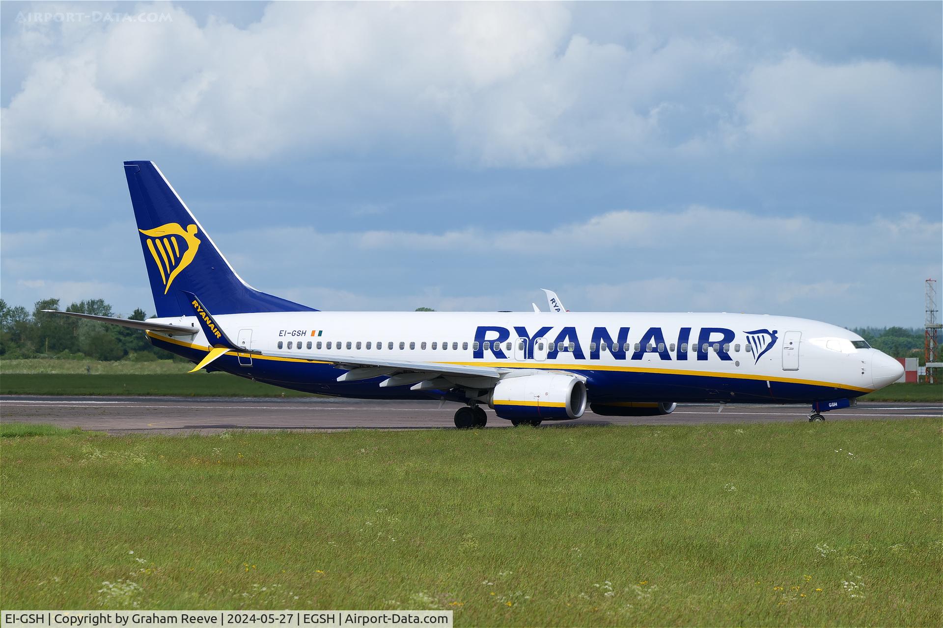 EI-GSH, 2018 Boeing 737-8AS C/N 44846, Departing from Norwich.