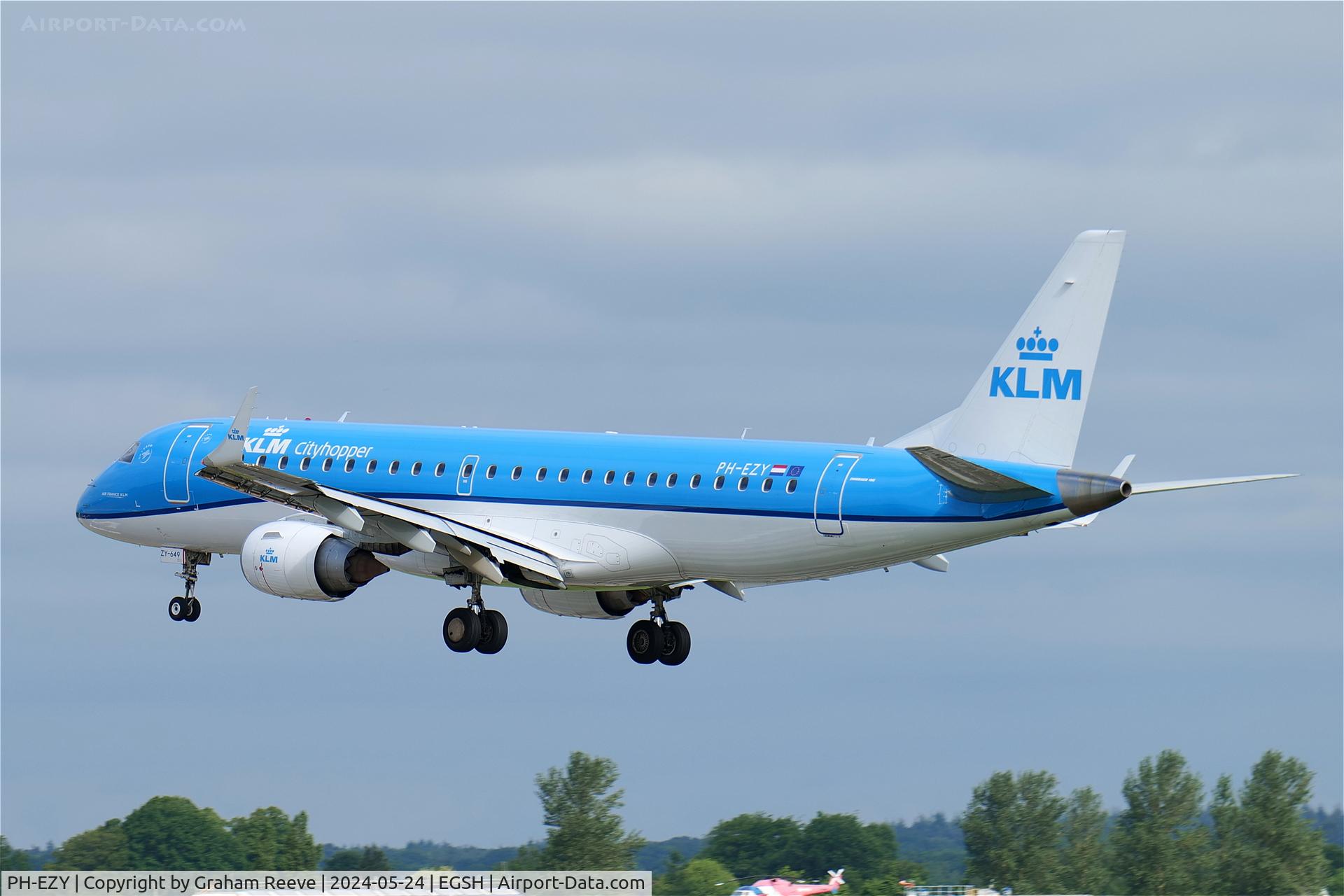 PH-EZY, 2013 Embraer 190STD (ERJ-190-100) C/N 19000649, Landing at Norwich.