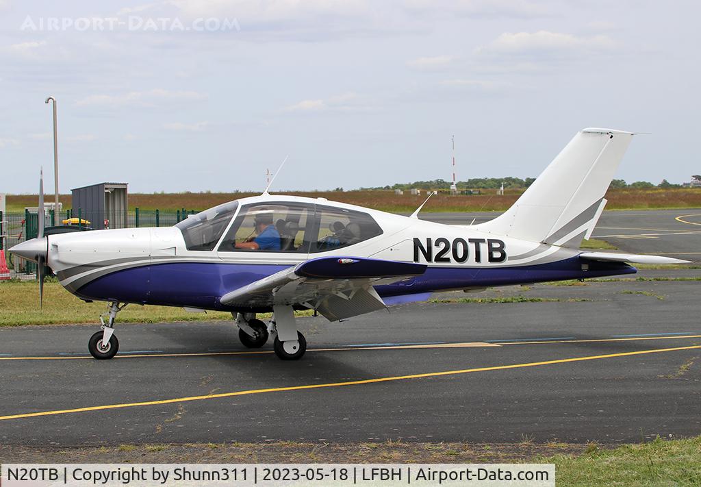 N20TB, 2000 Socata TB-20 GT C/N 2008, Taxiing...
