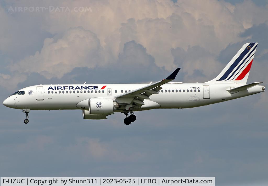 F-HZUC, 2021 Airbus A220-300 C/N 55140, Landing rwy 32L