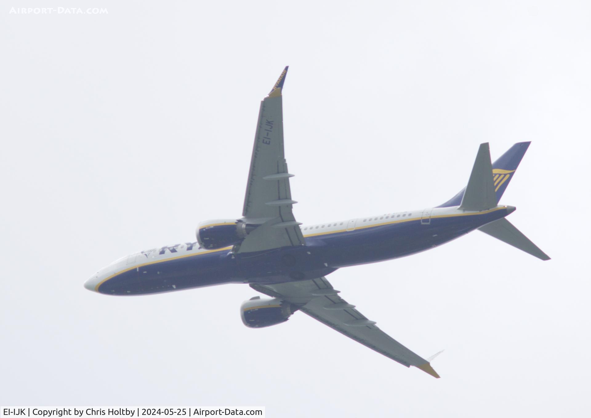 EI-IJK, 2023 Boeing 737-8 MAX 200 C/N 67111, Over Ware, Herts going into Stansted, Essex