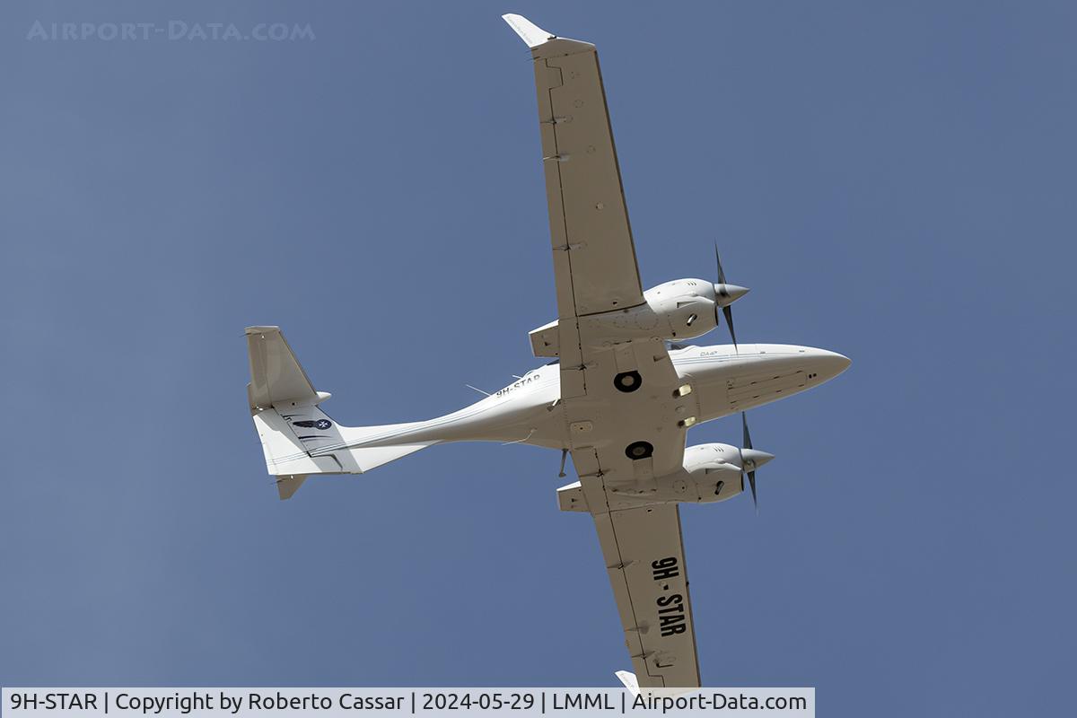 9H-STAR, Diamond DA-42 Twinstar Twin Star C/N 42.017, Runway 13