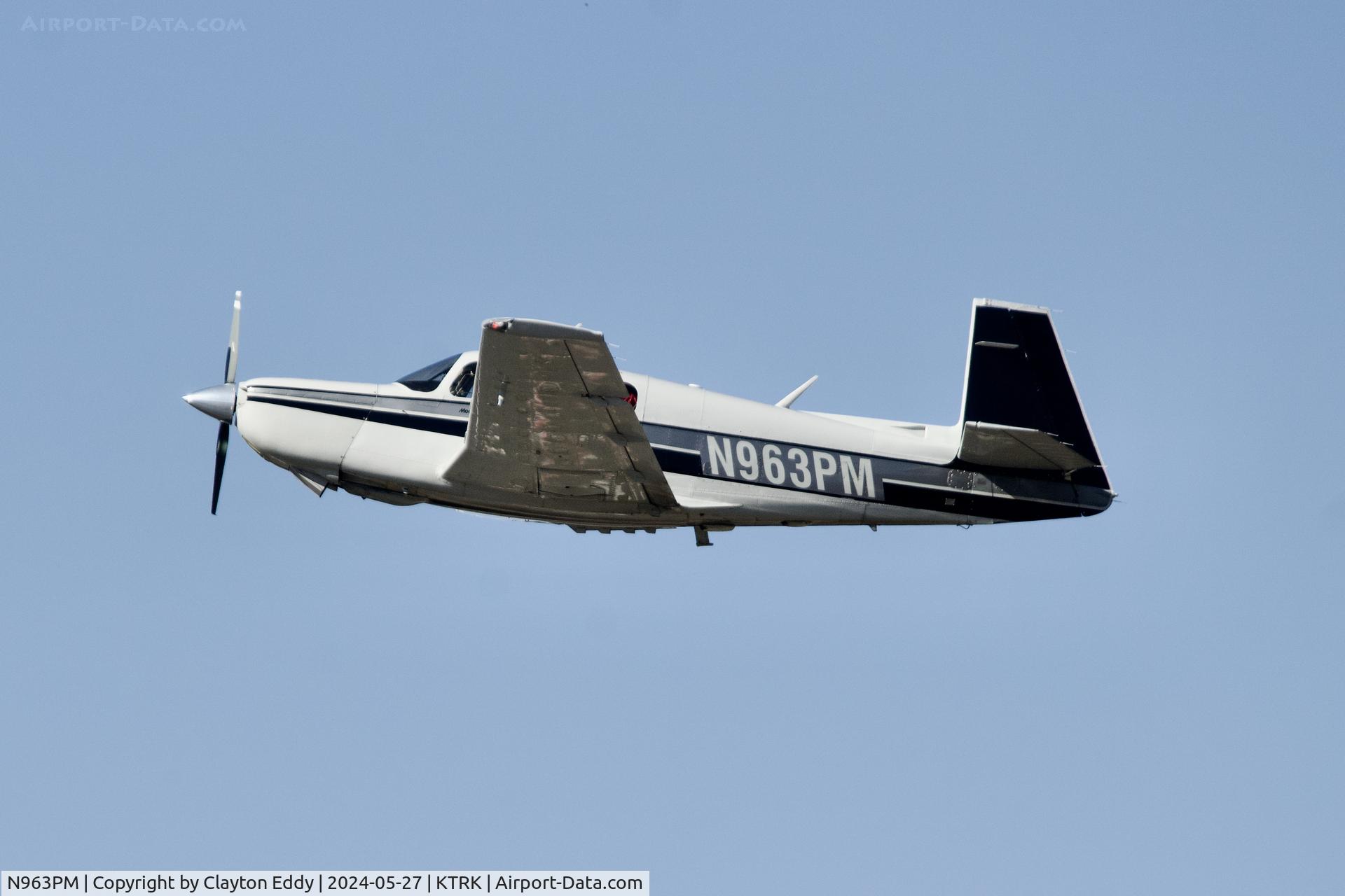 N963PM, 1988 Mooney M20K C/N 25-1158, Truckee Tahoe airport in California 2024.
