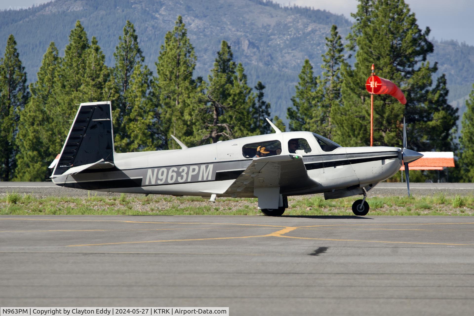 N963PM, 1988 Mooney M20K C/N 25-1158, Truckee Tahoe airport in California 2024.