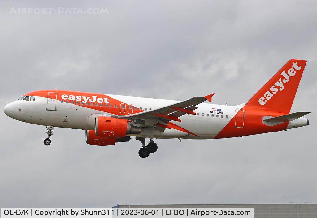 OE-LVK, 2006 Airbus A319-111 C/N 2782, Landing rwy 14L