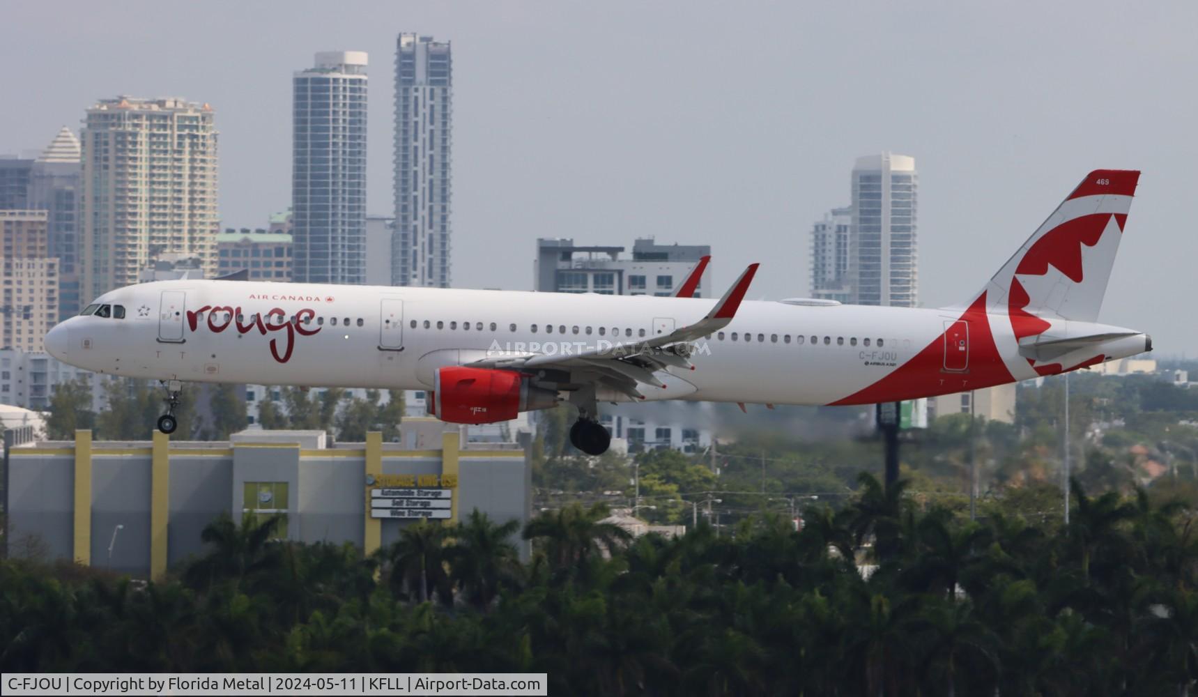 C-FJOU, 2015 Airbus A321-211 C/N 6873, Rouge A321 zx CYUL-FLL