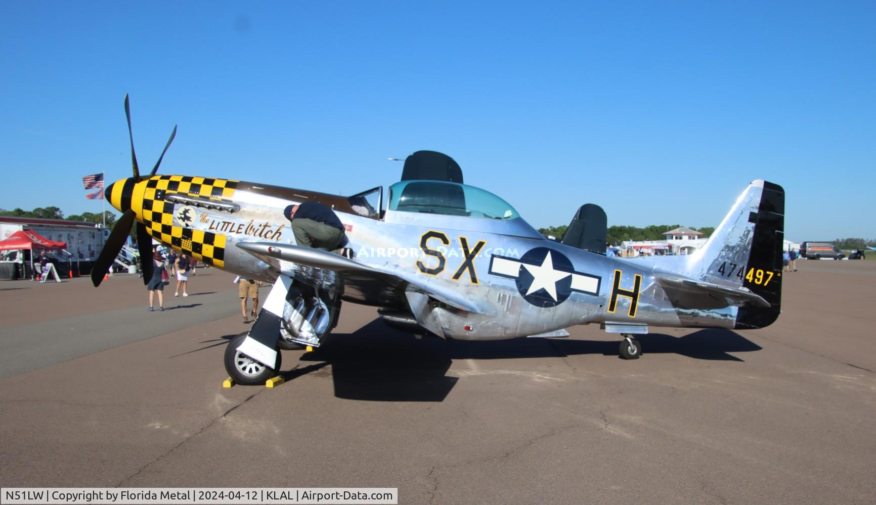 N51LW, 1962 North American P-51D Mustang C/N 122-41037, P-51D Little Witch zx