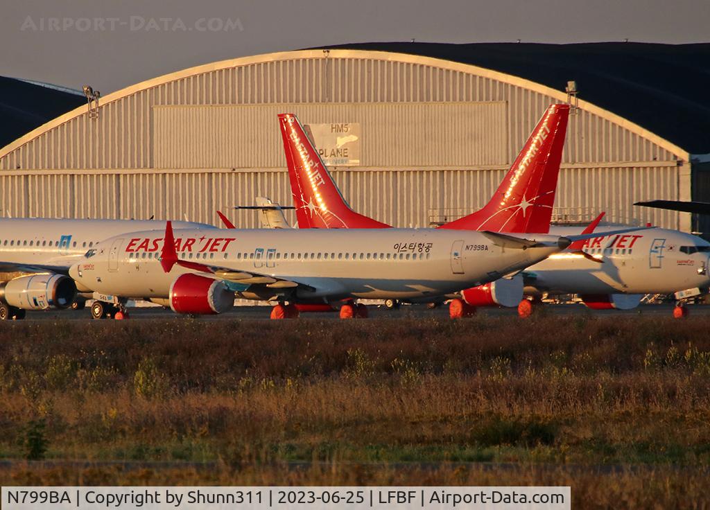 N799BA, 2019 Boeing 737-8 MAX C/N 44305, Parked at LFBF with his new owner : Eastar Jet... To be HL8543