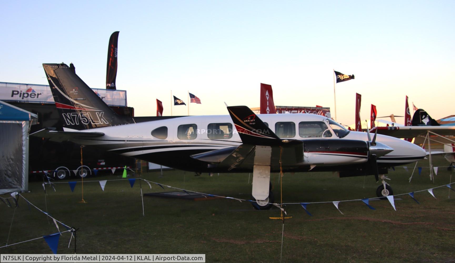 N75LK, Piper PA-31-350 Chieftain Chieftain C/N 31-8152173, PA-31-350 zx