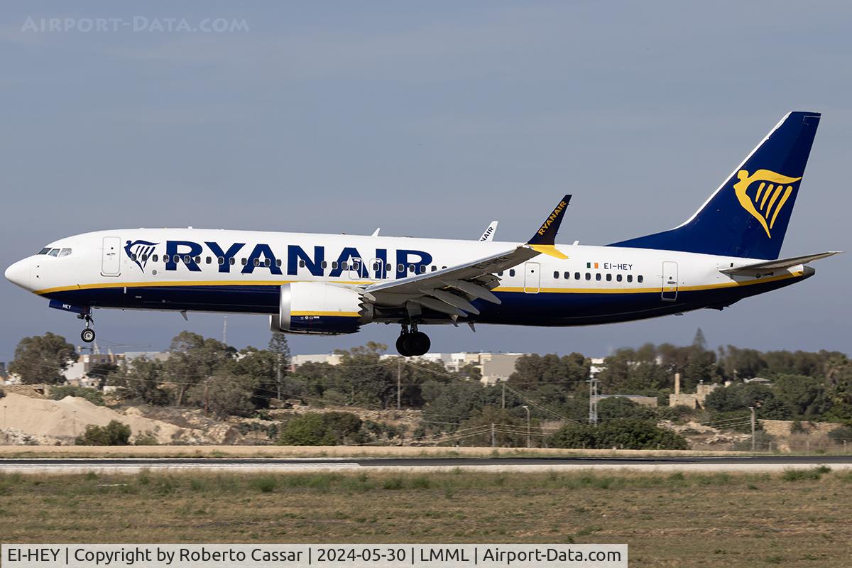 EI-HEY, 2022 Boeing 737-8-200 MAX C/N 62307, Runway 31
