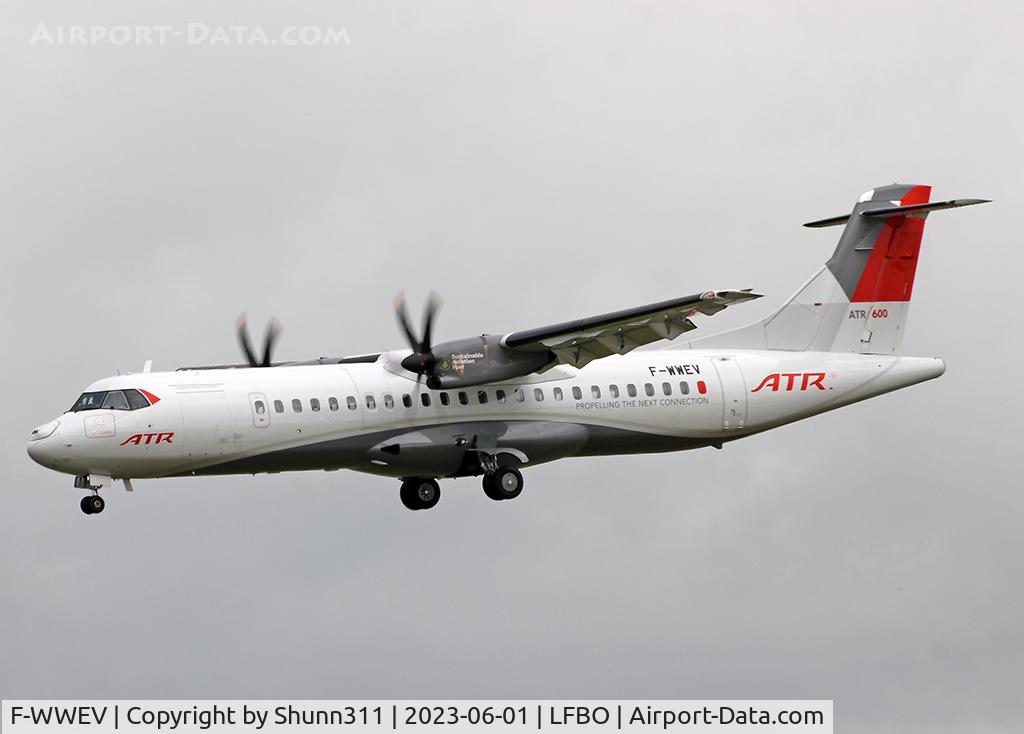 F-WWEV, ATR 72-600 C/N 1157, C/n 1157 - Used for test by ATR... Camera pod mounted on nose