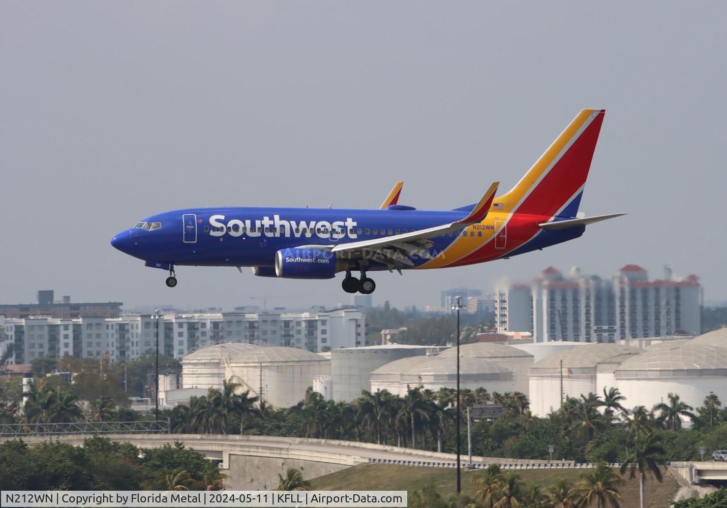 N212WN, 2005 Boeing 737-7H4 C/N 32485, SWA 737 zx second appearance that day of aircraft this time from CUN /MMUN - FLL