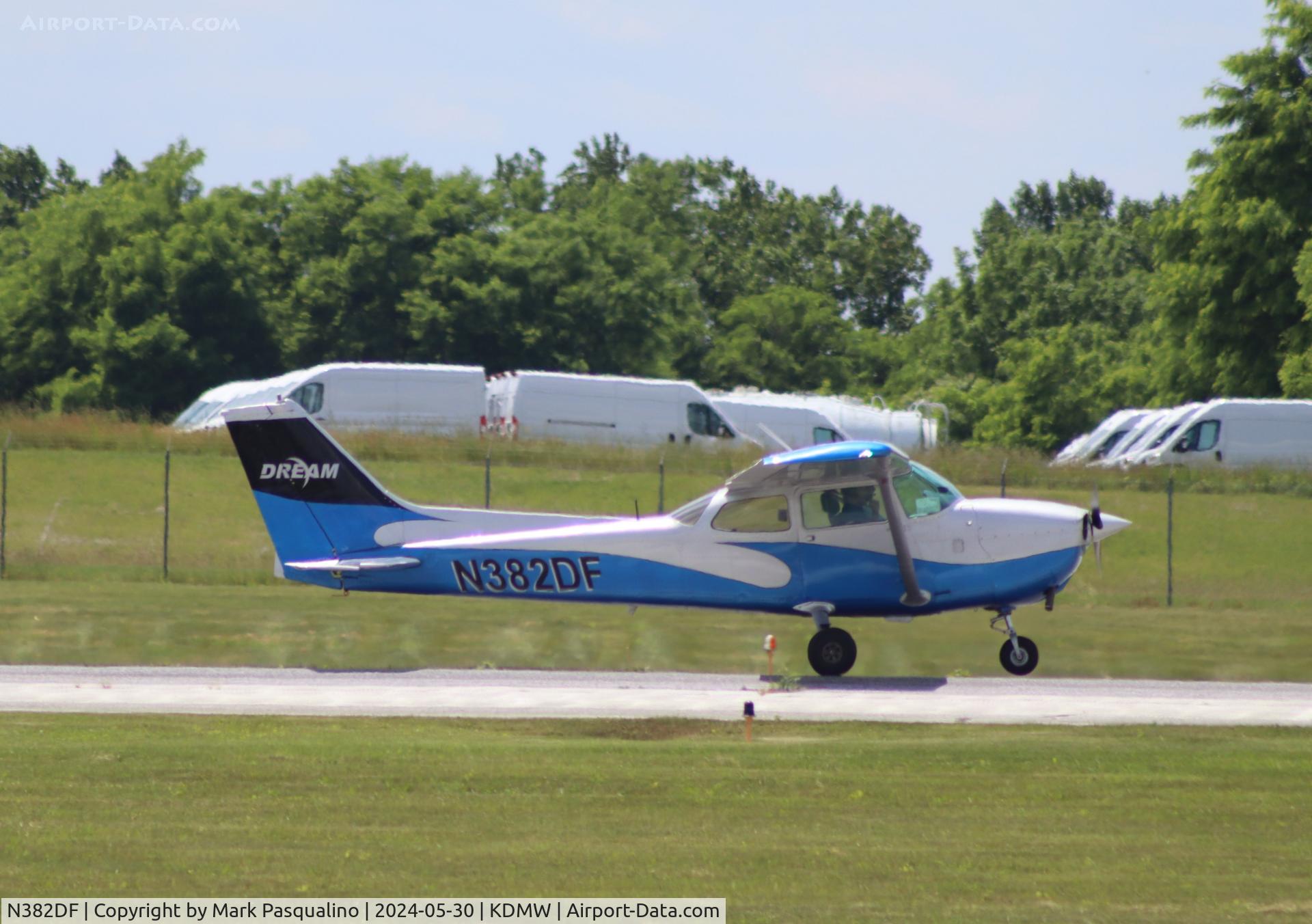 N382DF, 1976 Cessna 172N C/N 17268233, Cessna 172N